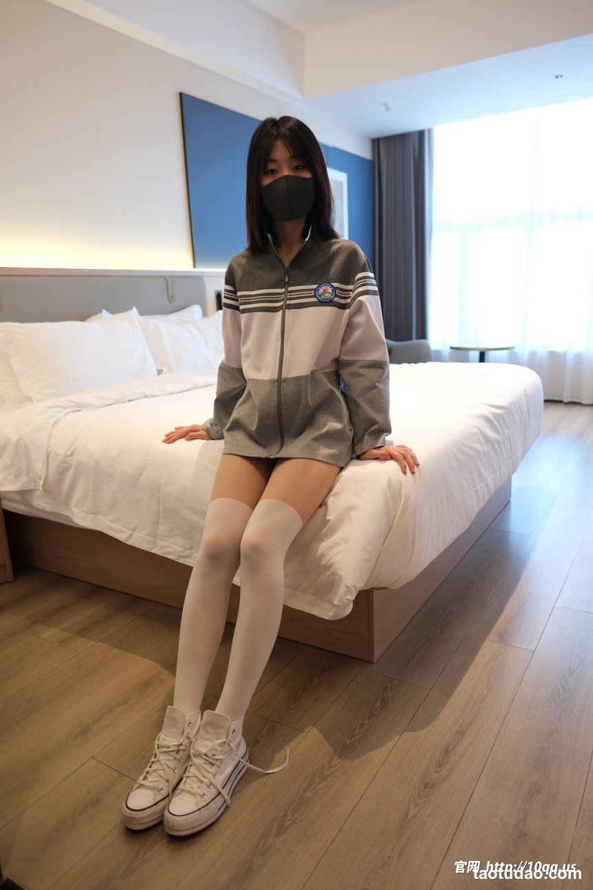 [ROSI口罩系列]2026.05.09 NO.3618[119+1P／275MB]