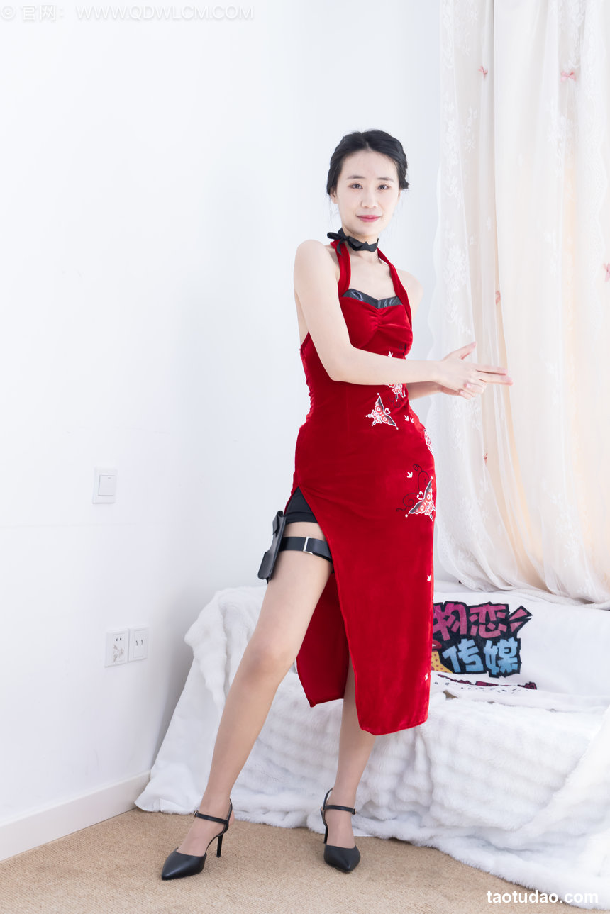 物恋传媒 No.2724 菜菜-高跟鞋、薄肉丝、薄浅咖丝 [280P1V-6.55GB]
