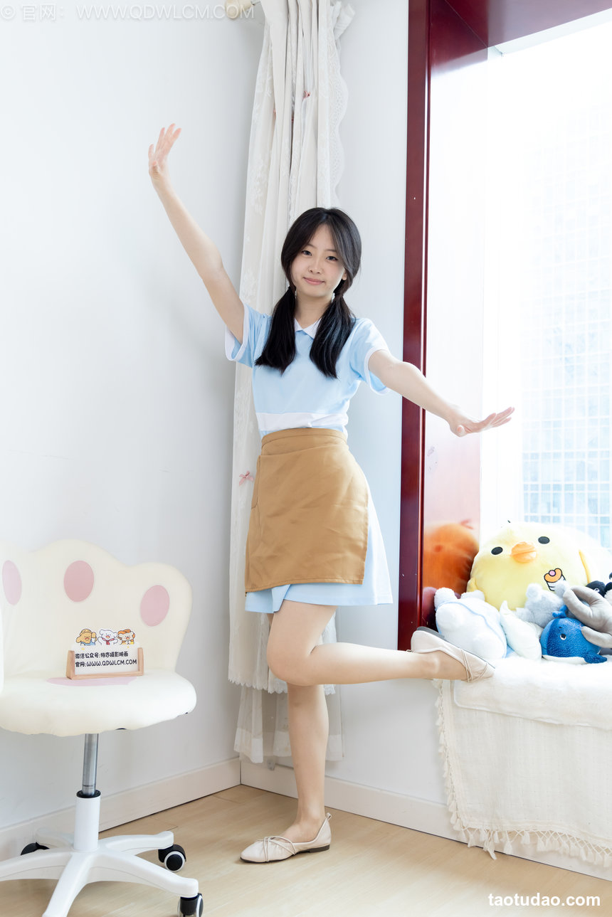 物恋传媒 NO.2742 萌萌-平底鞋、薄肉丝、好利来制服 [153P1V-3.51GB]