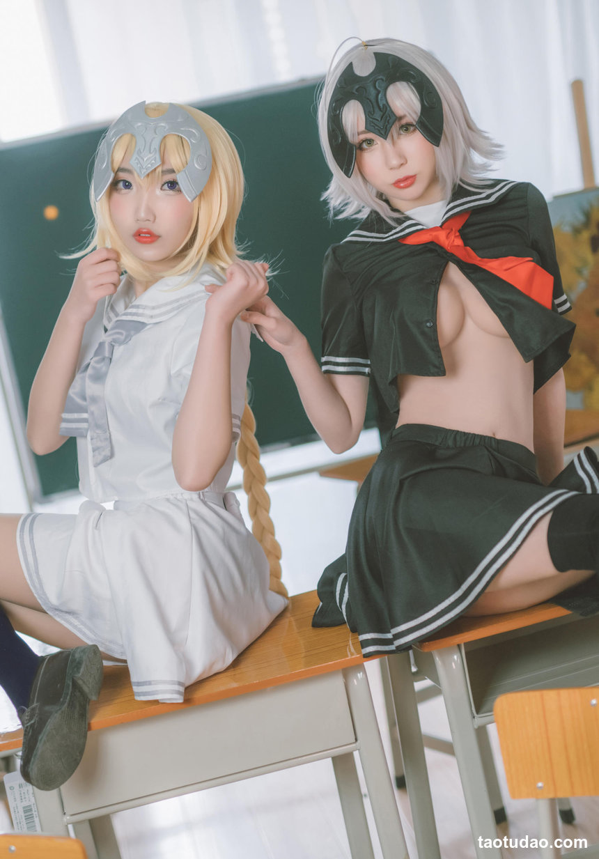 西园寺南歌 – NO.054 黑白贞德 JK制服