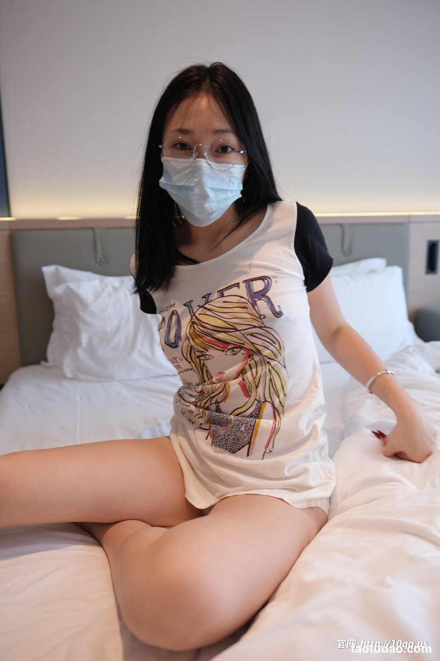 010.[ROSI口罩系列]2026.06.15 NO.3655[133+1P／284MB]