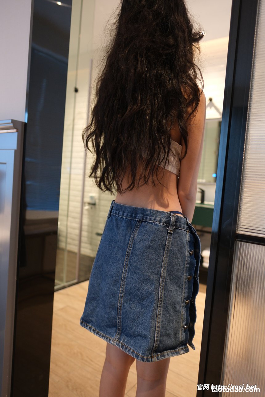 033.[ROSI写真]2026.08.20 NO.5372[107+1P／286MB]