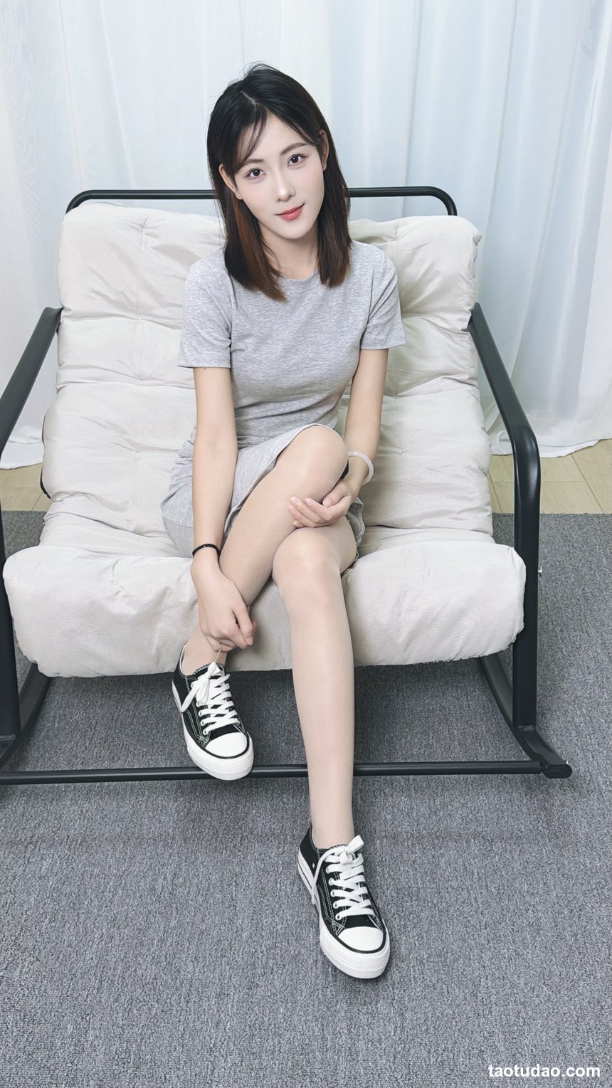 丝韵摄影 NO.3362 阿娇 浅蓝色短袖T恤