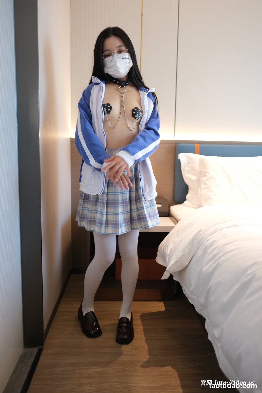 015.[ROSI口罩系列] 2026.07.15 NO.3685 [146P376MB]