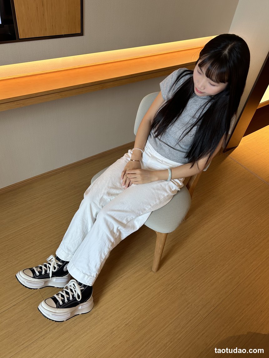 157.誉铭传媒袜足摄影 2026年8月整合2 [251P5V-3.07GB]