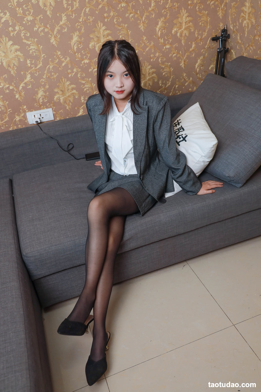 092.袜觅社 NO.035 香香[90P+1V／4.13GB]