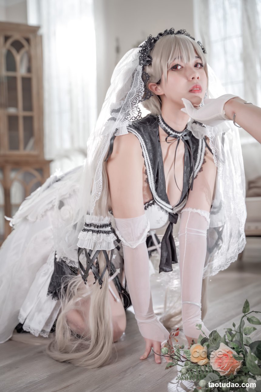 Meroko_魅瞳 – NO.015 碧蓝航线 可畏 梳妆的大小姐