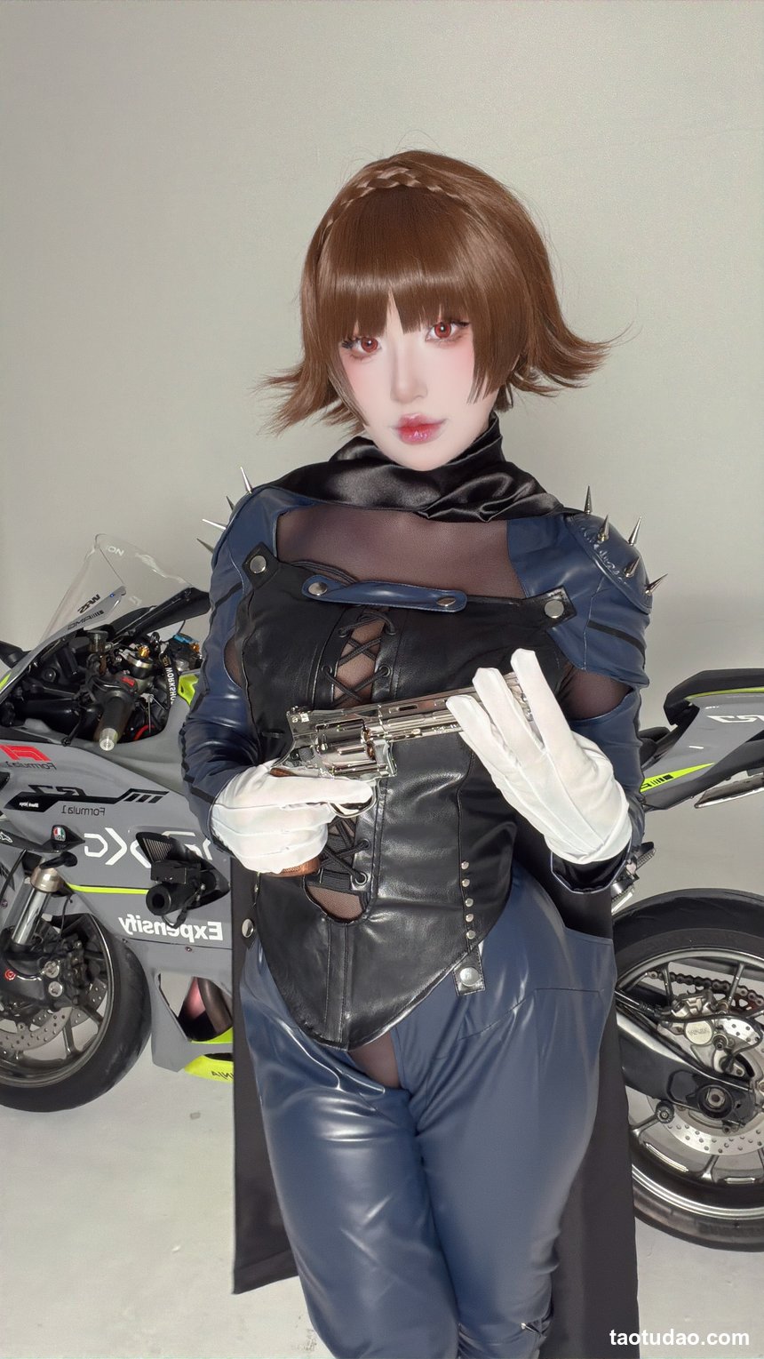 Puy Puy – NO.069 Makoto Niijima Queen