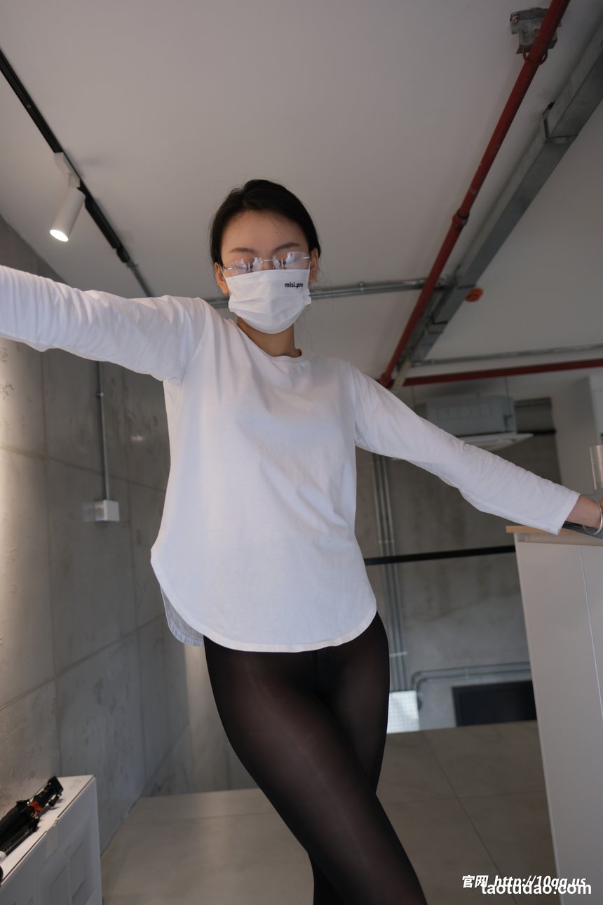 [ROSI口罩系列] 2026.10.24 NO.3786